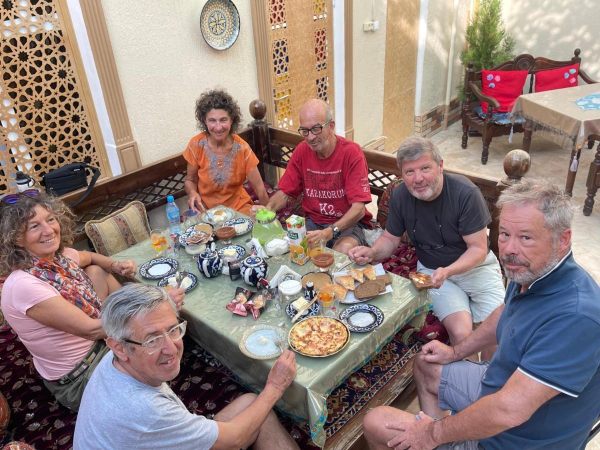 Habibi Bukhara Hotel Buitenkant foto