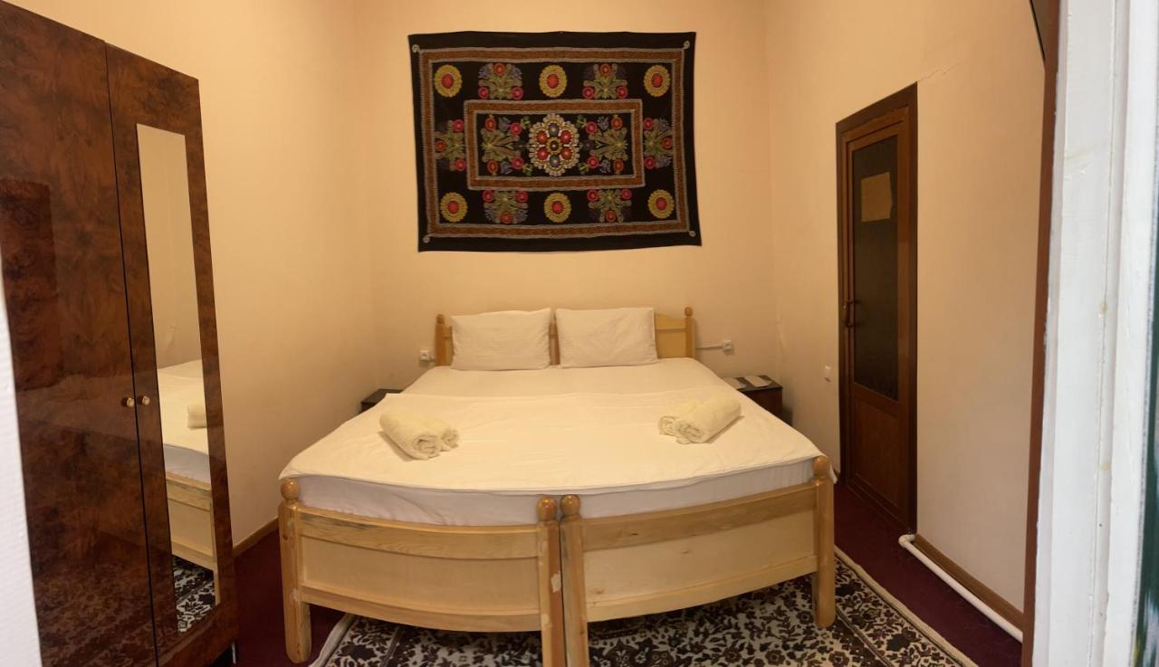 Habibi Bukhara Hotel Buitenkant foto